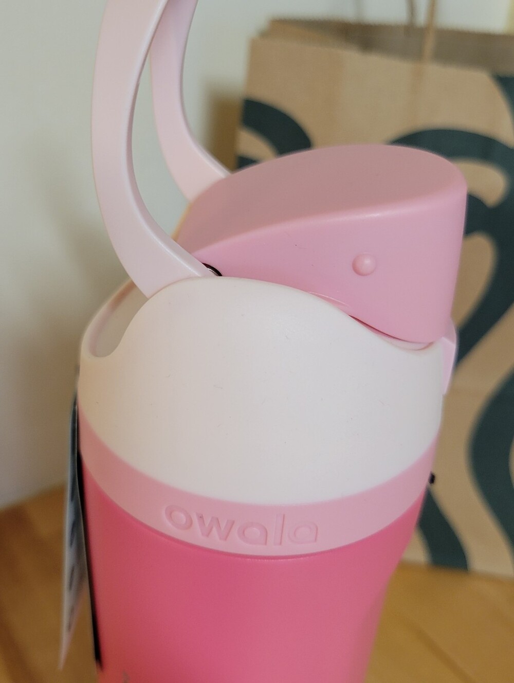 Starbucks Pink Owala Strawberry 24oz Stainless Steel Water Bottle/Tumbler - Picture 9 of 9